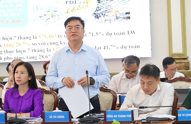 Tp.HCM: 7 tháng thu ngân sách hơn 570.000 tỷ đồng, FDI tăng vọt 144,5%- Ảnh 2.
