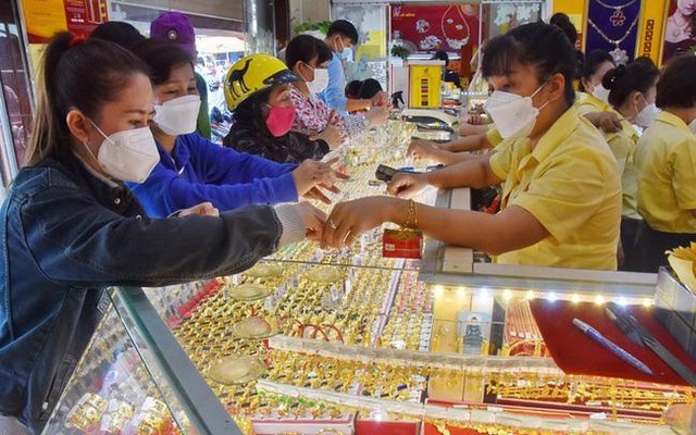 Hà Nội tăng cường giám sát, kiểm tra ít nhất 2 doanh nghiệp vàng bạc- Ảnh 1.