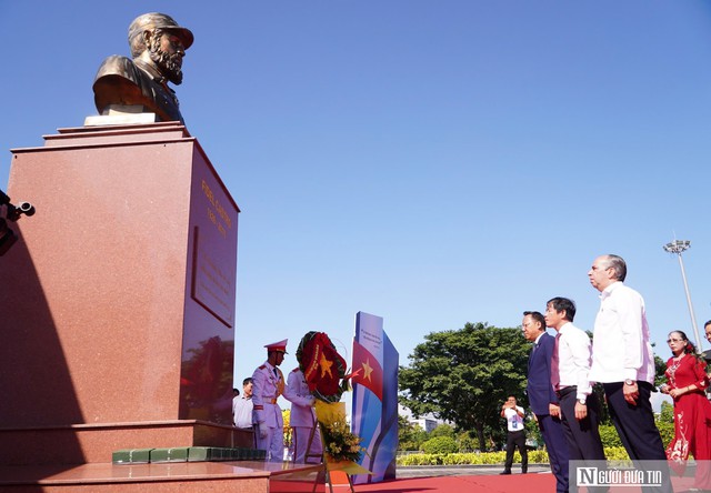Kỷ niệm 100 năm ngày sinh Chủ tịch Fidel Castro tại đất lửa Quảng Trị- Ảnh 4.