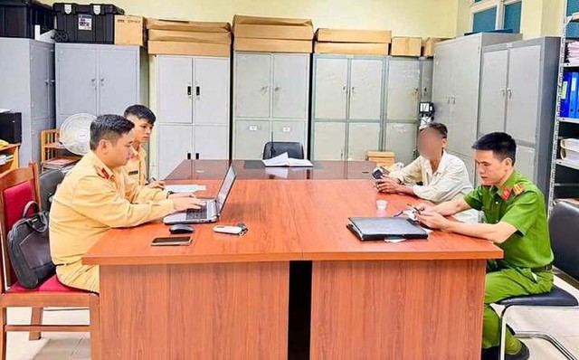 Vi phạm giao thông gần 100 lần, chủ xe ôtô bị phạt 474,6 triệu đồng - Ảnh 1.