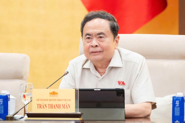 Chủ tịch Quốc hội: Kịp thời chuyển vốn từ nơi làm chậm sang nơi làm tốt - Ảnh 1.