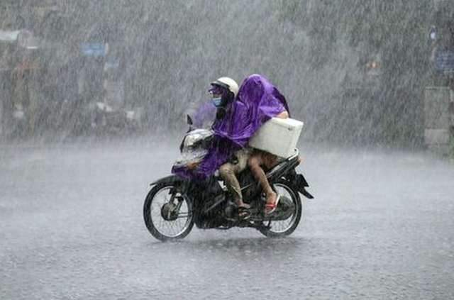 13 tỉnh sắp c&oacute; mưa lớn dồn dập trong 5 ng&agrave;y - Ảnh 1.