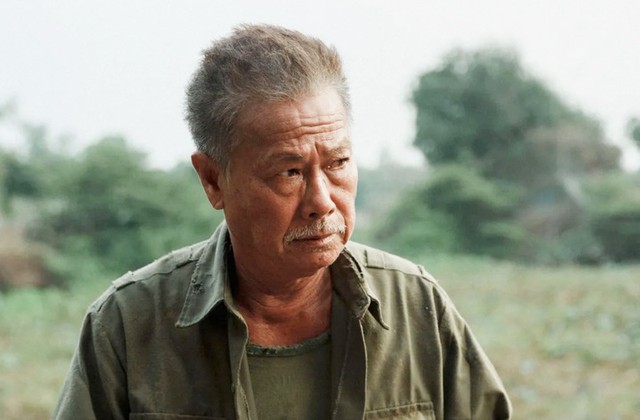 "Nam ca sĩ thực thụ giàu bậc nhất Việt Nam": Vào vai một cựu chiến binh sống đơn độc trong Nghỉ hè sợ nghỉ hưu - Ảnh 1.