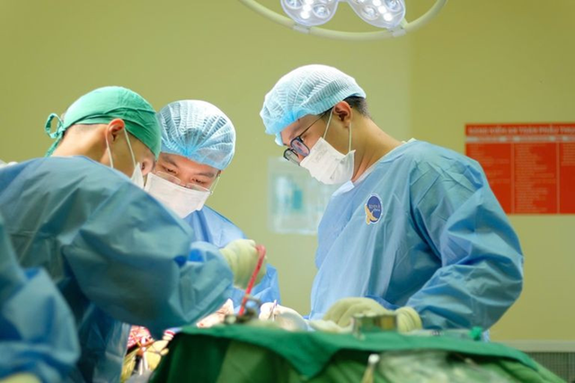 Xin về lo hậu sự, nam thanh ni&ecirc;n 19 tuổi bất ngờ "hồi sinh" nhờ một cử động - Ảnh 1.