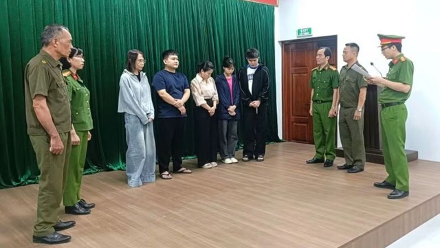 Mở spa, cho người đ&oacute;ng giả b&aacute;c sĩ, chuy&ecirc;n gia để &ldquo;vẽ bệnh&rdquo;, lừa dối kh&aacute;ch h&agrave;ng- Ảnh 1.