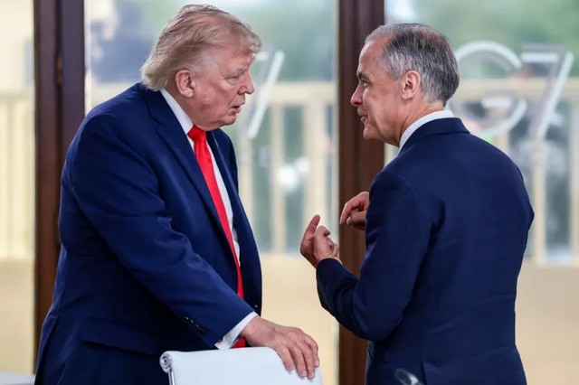 Sát giờ áp thuế 50%, Tổng thống Trump bất ngờ xuống thang với Canada - Ảnh 1.
