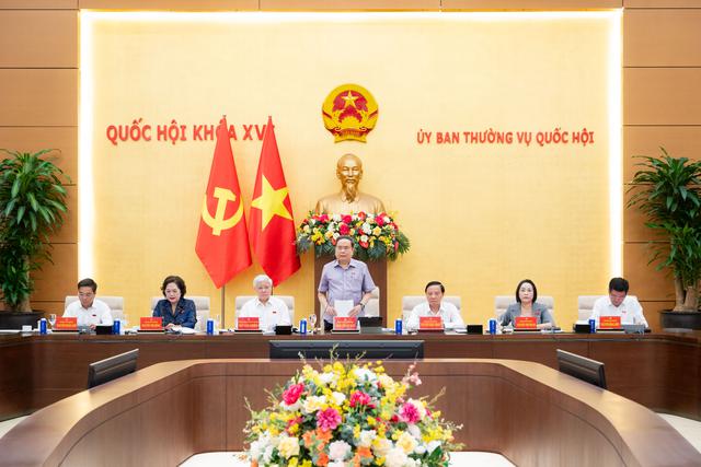 Chủ tịch Quốc hội: Xây dựng luật để mở đường cho phát triển- Ảnh 1.