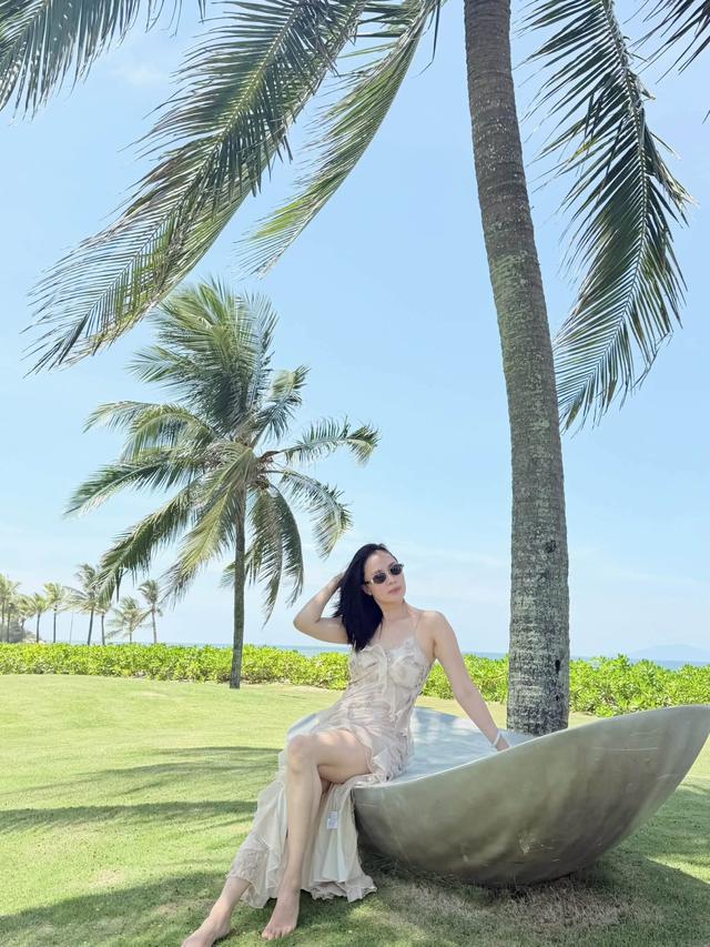 Cuộc sống kín tiếng bậc nhất của nữ diễn viên VTV, nhan sắc tuổi 43 khiến nhiều người ngưỡng mộ - Ảnh 2.
