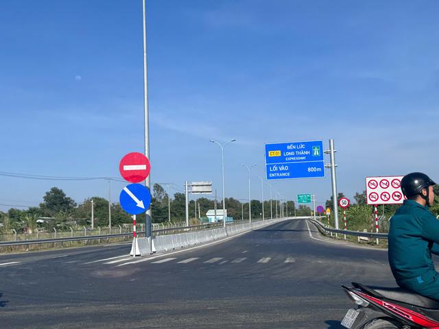 Liên kết vùng Tp.HCM - Long An - Tiền Giang rộng mở từ tuyến đường 6 làn xe sắp "về đích"- Ảnh 8.
