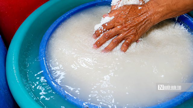 Theo chân những người giữ lửa nghề làm bánh canh Trảng Bàng- Ảnh 4.