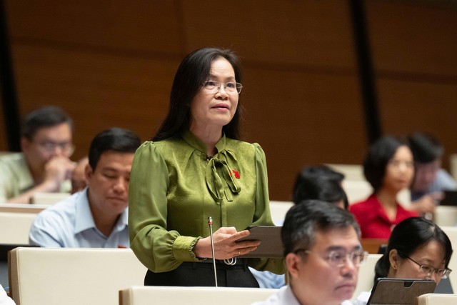 Bỏ "công chứng" trong luật không làm mất quyền, nghĩa vụ hợp pháp trong giao dịch đất đai - Ảnh 2.