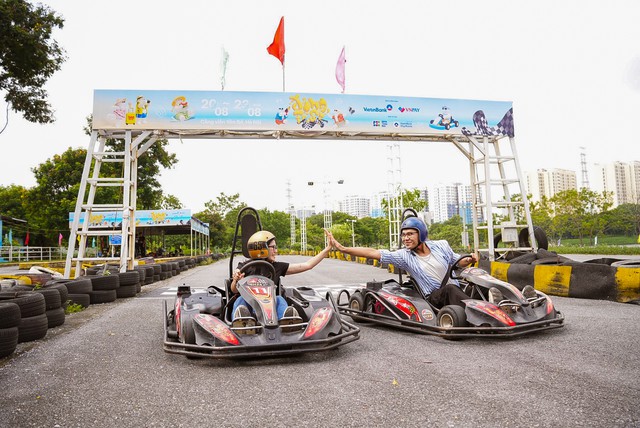Đông Fest 2026 đang diễn ra tại Yên Sở: Không khí hội hè rộn ràng trước thềm Đông Stage 23/08 - Ảnh 2.