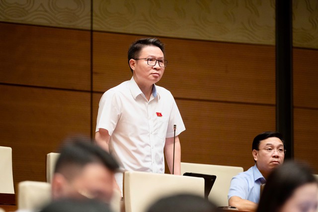 Có dự án bất động sản quảng cáo lung linh nhưng thực tế lại khác - Ảnh 1.