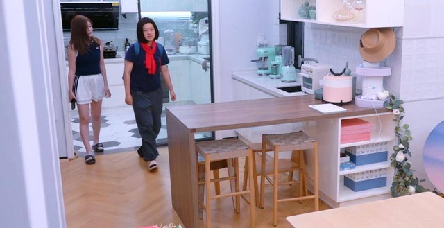 Sau ly h&ocirc;n, "Tiểu Long Nữ" Trần Nghi&ecirc;n Hy v&agrave; con trai phải dọn khỏi dinh thự xa hoa- Ảnh 1.