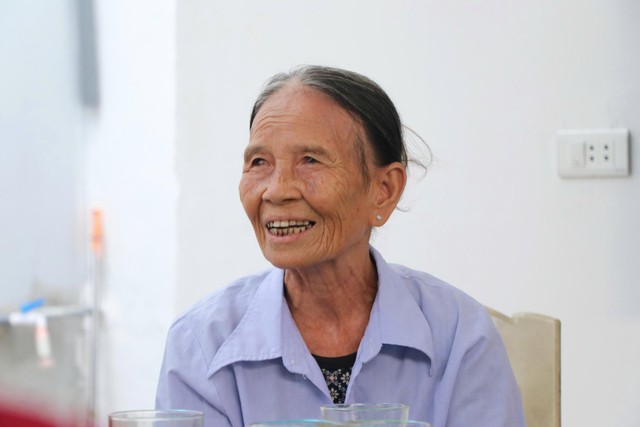 Chương trình “Vì người nghèo” Nghệ An: Thắp lửa yêu thương dưới những mái nhà kiên cố - Ảnh 4.