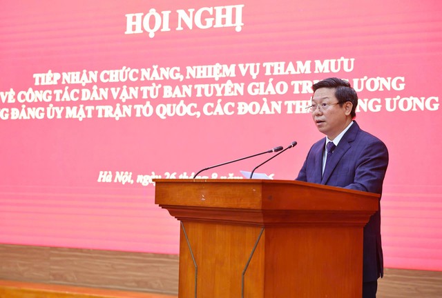 Tiếp nhận chức năng, nhiệm vụ tham mưu công tác dân vận về Đảng ủy MTTQ, các đoàn thể Trung ương - Ảnh 1.