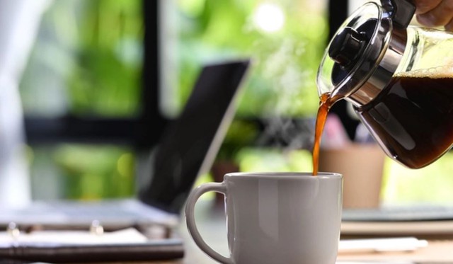 Phát hiện bất ngờ về cơ và mỡ của người thường xuyên uống cà phê - Ảnh 1.
