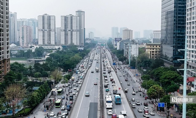 Khuyến cáo người dân bảo đảm an toàn giao thông dịp nghỉ lễ 2/9 - Ảnh 1.