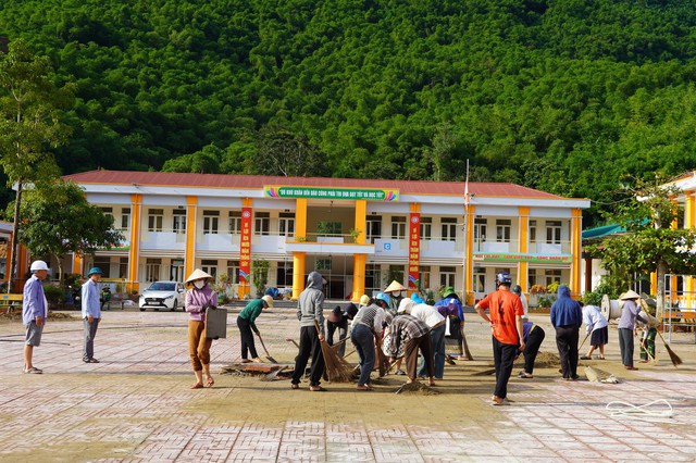 Thanh Hóa giảm hơn 60% đầu mối trường học sau sắp xếp- Ảnh 1.