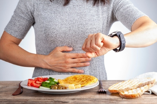 Bỏ bữa sáng, ăn gộp với bữa trưa: Coi chừng 2 bệnh khó chữa này- Ảnh 1.