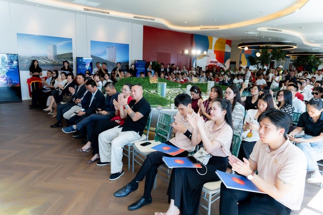 Alora Nha Trang khai trương nhà mẫu, mở “điểm chạm” đầu tiên của tòa tháp biểu tượng giải trí bên Vịnh Ngọc- Ảnh 3.