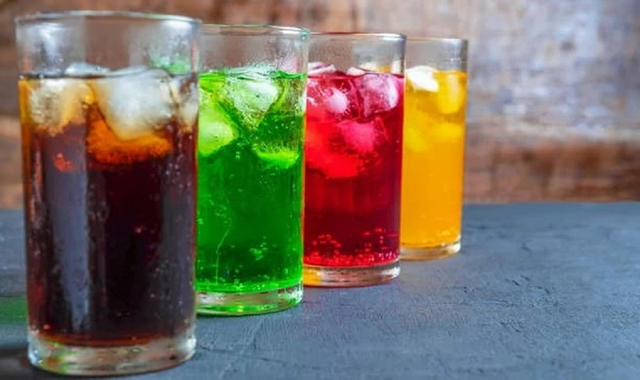 Uống 5 chai nước ngọt mỗi ngày, người phụ nữ 35 tuổi bất ngờ khi đi khám - Ảnh 1.