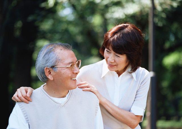 Bước qua tuổi 60, chỉ cần có 3 điều này là đủ, 2 kiểu quan hệ càng giữ càng khiến cuộc sống thêm mệt mỏi - Ảnh 3.