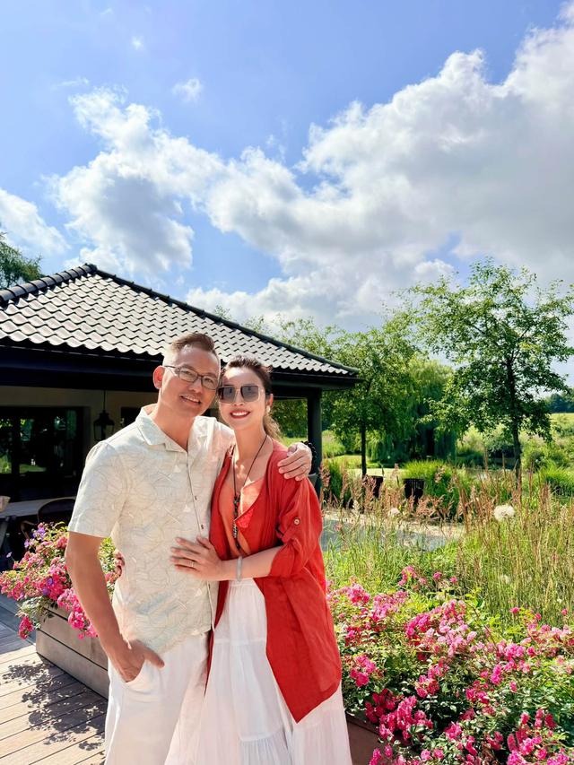 Cuộc sống vi&ecirc;n m&atilde;n của Hoa hậu Jennifer Phạm ở tuổi 41- Ảnh 5.