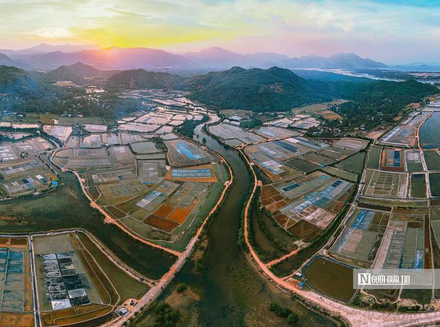 Đắk Lắk: Giữ hồn làng muối 300 năm, mở lối sinh kế cho diêm dân- Ảnh 1.