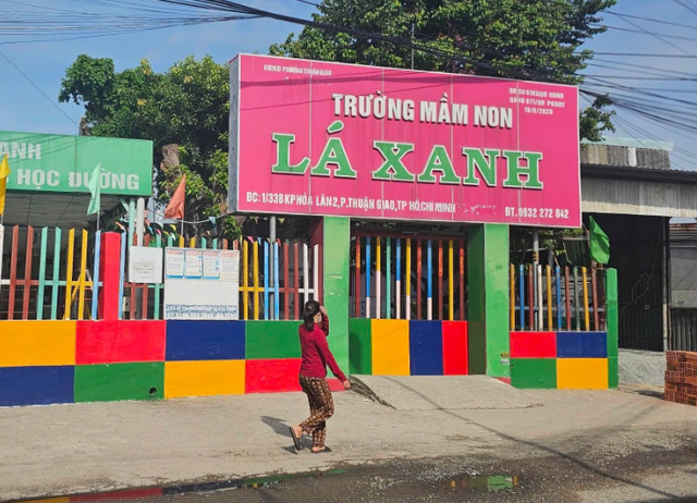 Bảo mẫu đánh mắng, bắn dây chun vào trẻ mầm non gây phẫn nộ - Ảnh 2.