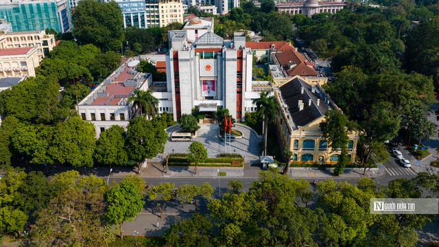 Hà Nội xem xét miễn nhiễm chức vụ Ủy viên UBND đối với 11 Giám đốc sở nghành - Ảnh 1.