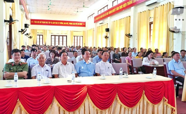 Hải Phòng: Đưa chính sách, pháp luật đến gần hơn với đồng bào Công giáo - Ảnh 1.