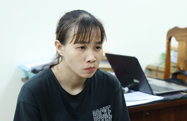 Vào nhà nghỉ cùng bạn gái mới quen, người đàn ông bị dàn cảnh cướp tiền - Ảnh 1.