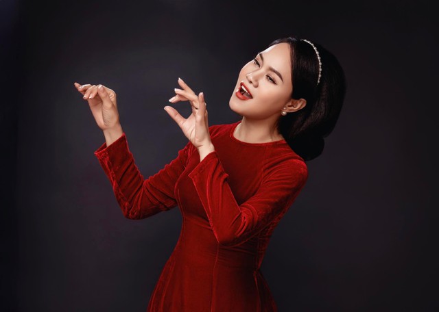 Nghệ sĩ nh&acirc;n d&acirc;n l&agrave; "nữ ho&agrave;ng nhạc phim", từng đ&oacute;ng ch&iacute;nh phim truyền h&igrave;nh, tuổi 51 vẫn đẹp bất chấp thời gian - Ảnh 2.