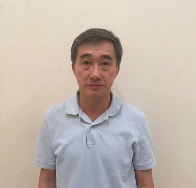 Bắt Thứ trưởng Bộ Y tế Trần Văn Thuấn- Ảnh 1.