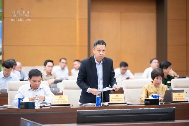 Sửa Luật Điện lực: Đề xuất áp dụng giá điện sinh hoạt theo giờ - Ảnh 1.