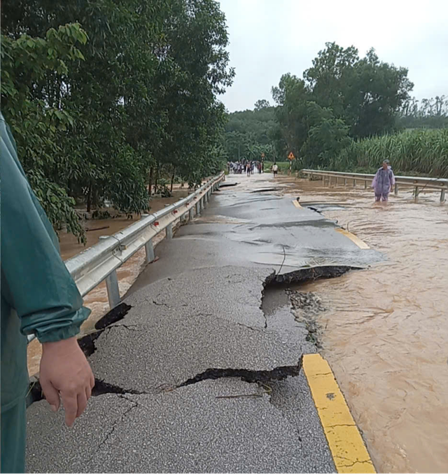 Thủ tướng yêu cầu huy động thiết bị bay không người lái rà soát điểm có nguy cơ sạt lở - Ảnh 2.