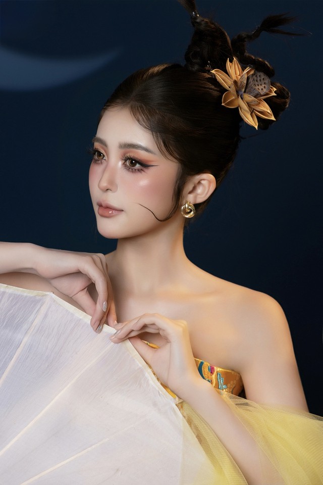 Nhan sắc hút hồn của Hoa khôi Thuỳ Trang - Ảnh 4.