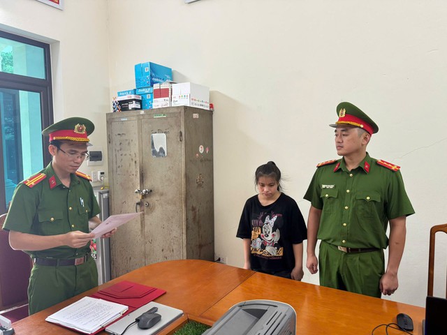 Cô gái 18 tuổi bị khởi tố sau va chạm khiến cụ bà tử vong- Ảnh 1.