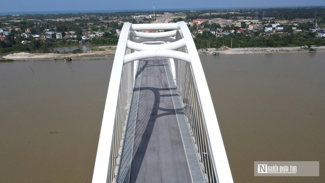 Cầu Nhật Lệ 3 đạt 96% khối lượng, phấn đấu thông xe trong tháng 12- Ảnh 5.
