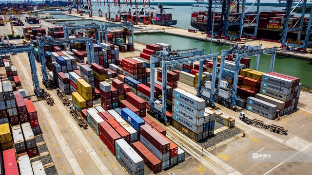 Ch&iacute;nh phủ đặt loạt nhiệm vụ mới để đ&oacute;n d&ograve;ng vốn FDI chất lượng cao - Ảnh 2.