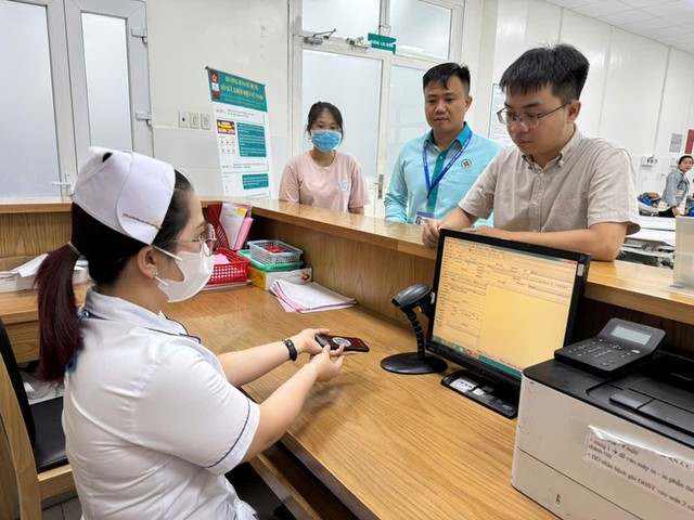 Những tính năng của Sổ sức khỏe điện tử VNeID nhiều người đi khám bỏ qua - Ảnh 1.