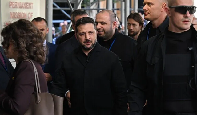 Ông Zelensky thảo luận về đàm phán hòa bình Ukraine, an ninh Biển Đen với ông Erdogan - Ảnh 1.