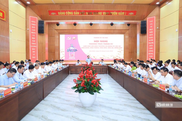 Bí thư Hà Nội: Mỗi xã, phường phải hoàn thành mục tiêu tăng trưởng - Ảnh 1.