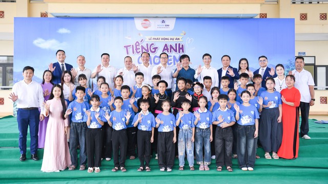Đưa tiếng Anh đến gần hơn với học sinh vùng cao, biên giới, hải đảo- Ảnh 12.