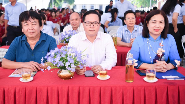 Đưa tiếng Anh đến gần hơn với học sinh vùng cao, biên giới, hải đảo- Ảnh 5.