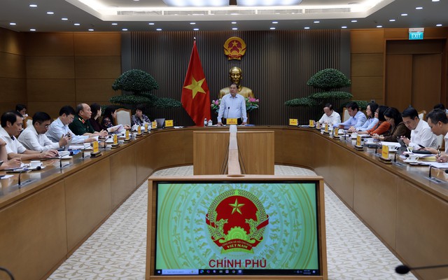 Phó Thủ tướng yêu cầu hoàn thiện cơ chế phát triển kinh tế cửa khẩu - Ảnh 2.