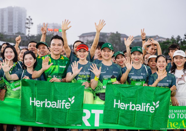 Herbalife Việt Nam tiếp sức cộng đồng runner tại VnExpress Marathon Grand Tour Nghệ An 2026 - Ảnh 5.