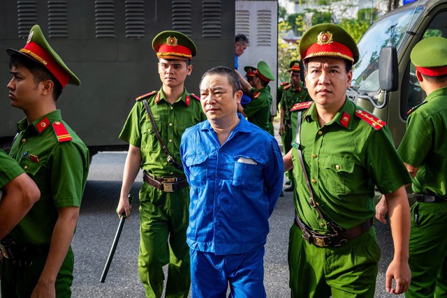 Bệnh nh&acirc;n "trốn" Viện t&acirc;m thần đi du lịch, c&aacute;n bộ được rủ đi c&ugrave;ng - Ảnh 1.