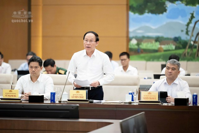 Đưa các luật, nghị quyết Quốc hội đã thông qua sớm đi vào cuộc sống - Ảnh 2.